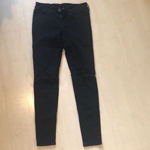 AE ripped detailed skinny jeans SUPER SOFT